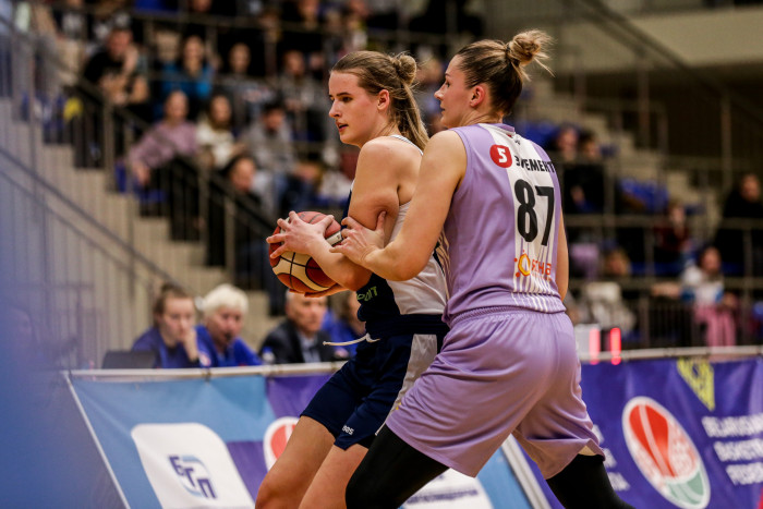 В полуфинале ХХVI Кубка Беларуси женская команда “МИНСК” сыграла с “Горизонтом”